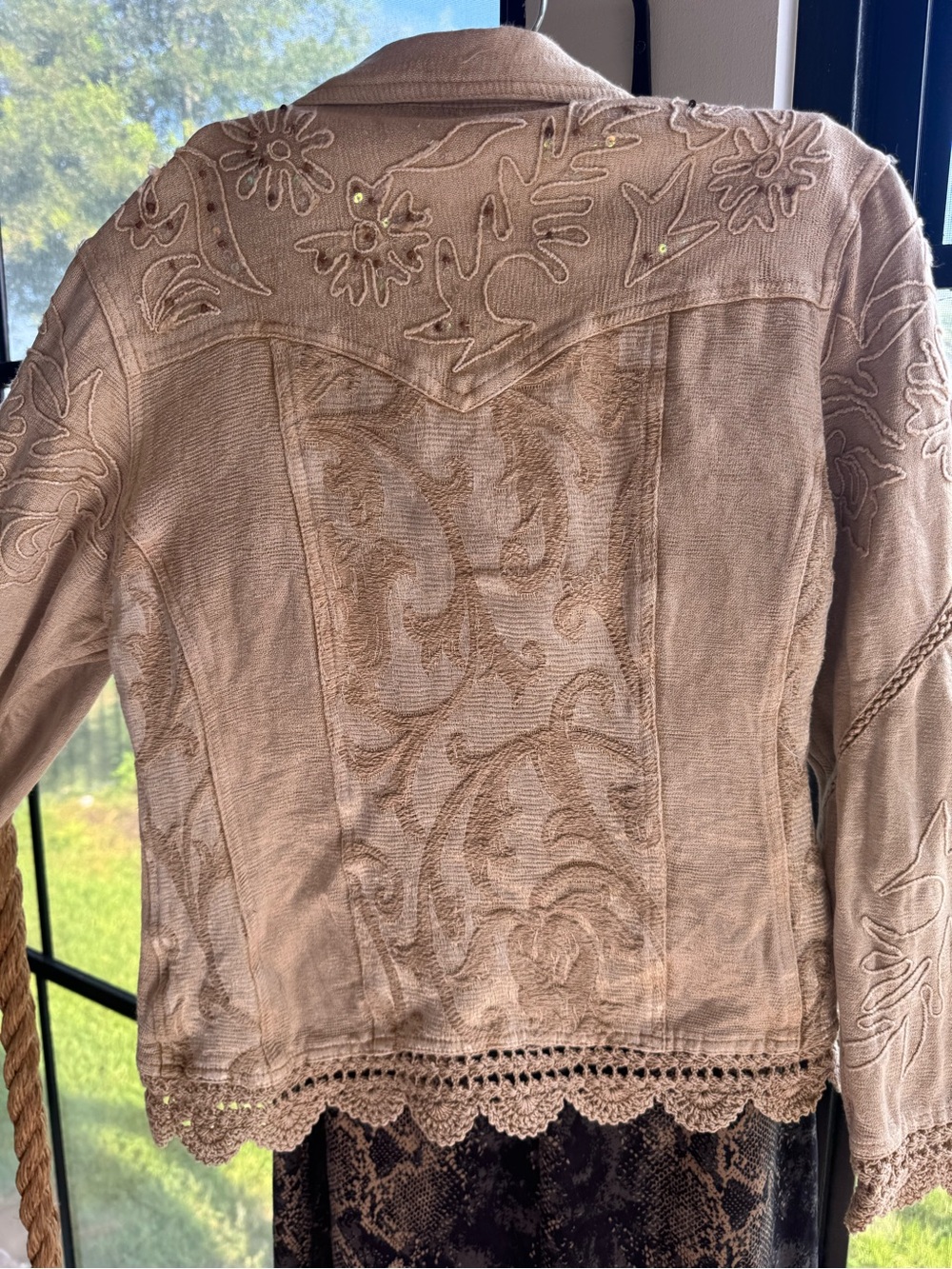 Embroidered and beaded Crochet Hem Beige Women's Jacket - Picture 4 of 6